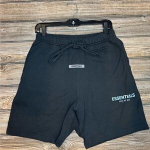 ESSENTIALS FEAR OF GOD